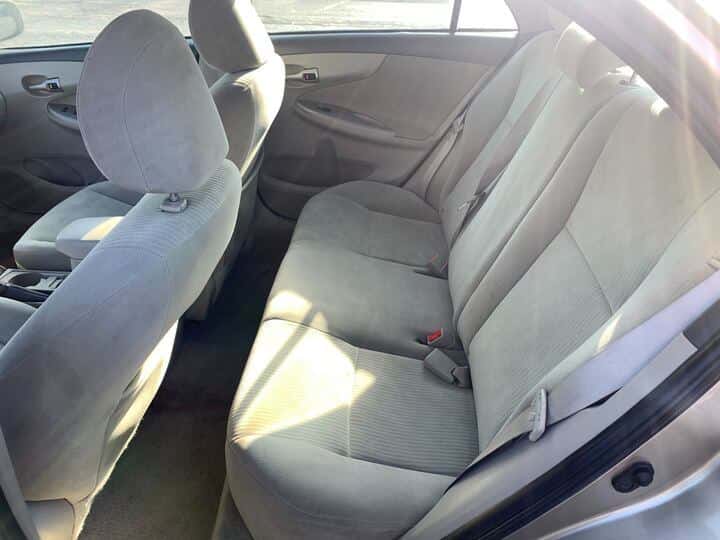 2010 Toyota Corolla 13