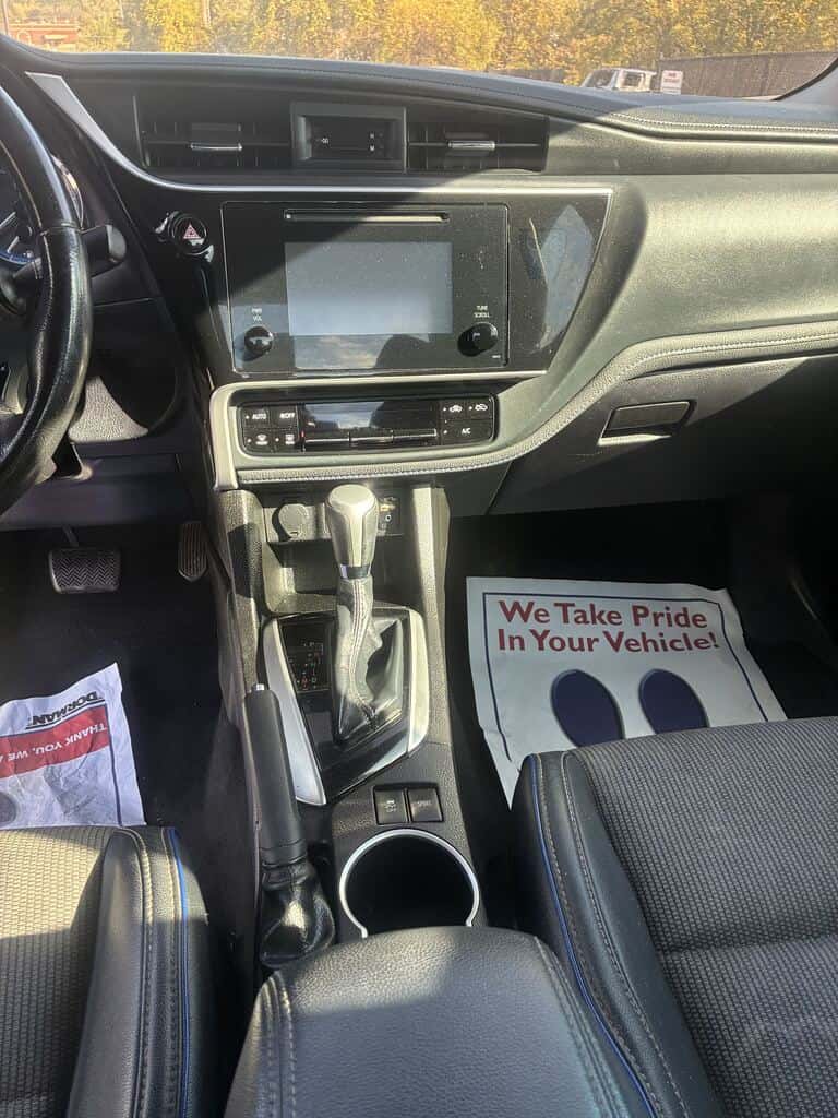 2019 Toyota Corolla 6